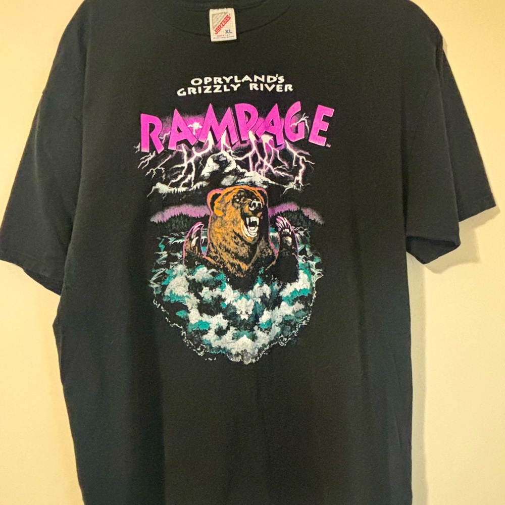 Vintage Rampage JERZEES size XL tshirt made in USA 100% cotton preshrunk